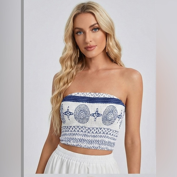 Boho 2-Piece Set - Smocked Tube Top & Tiered Maxi Skirt White/Blue - Picture 6 of 9